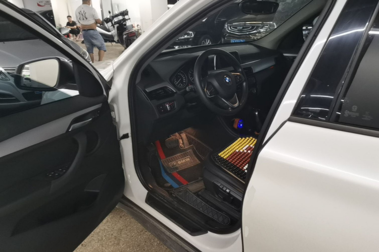 BMW X1 2016 immagine di auto #15