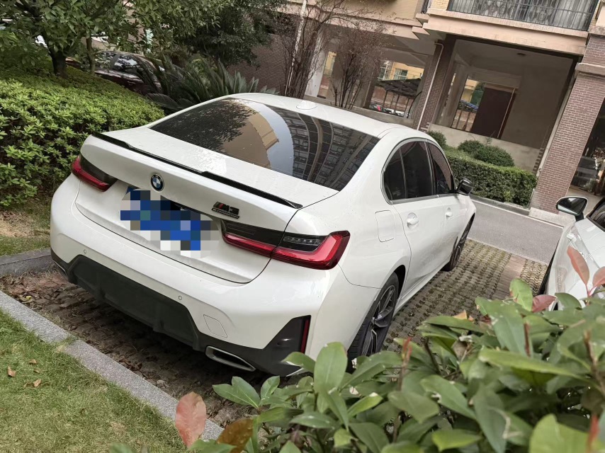 BMW 3 Series 2023 #9 BMW 3 Series 2023 immagine di auto #9