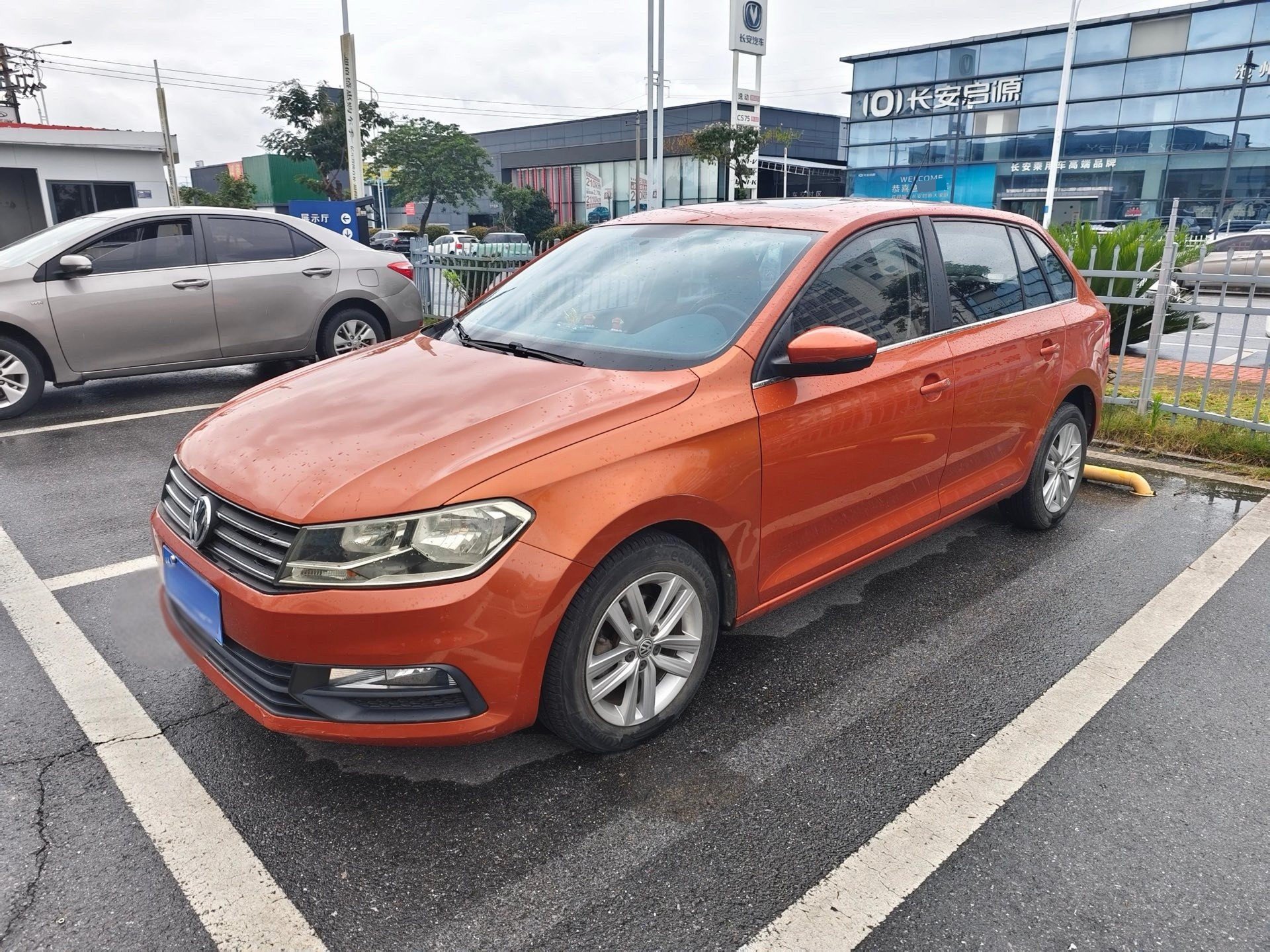 Volkswagen Santana 2016 car image 