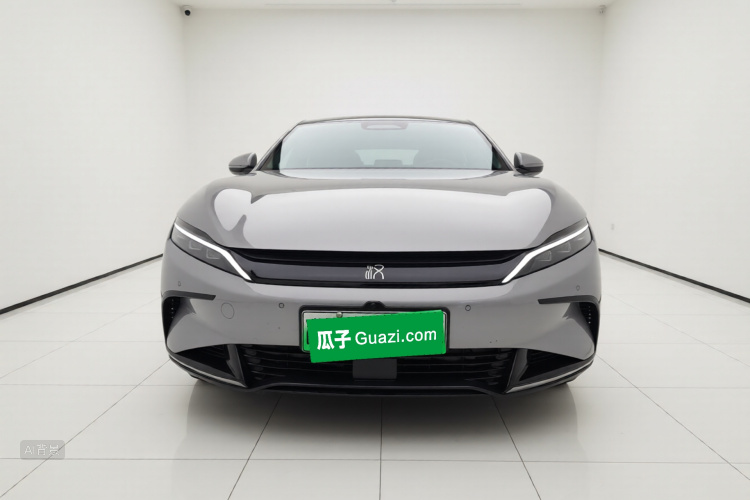 BYD Han 2025 car image #3