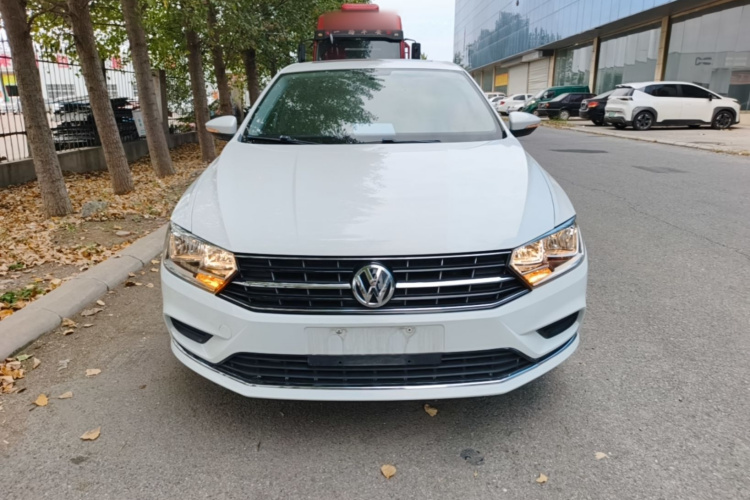 2021 car image #3