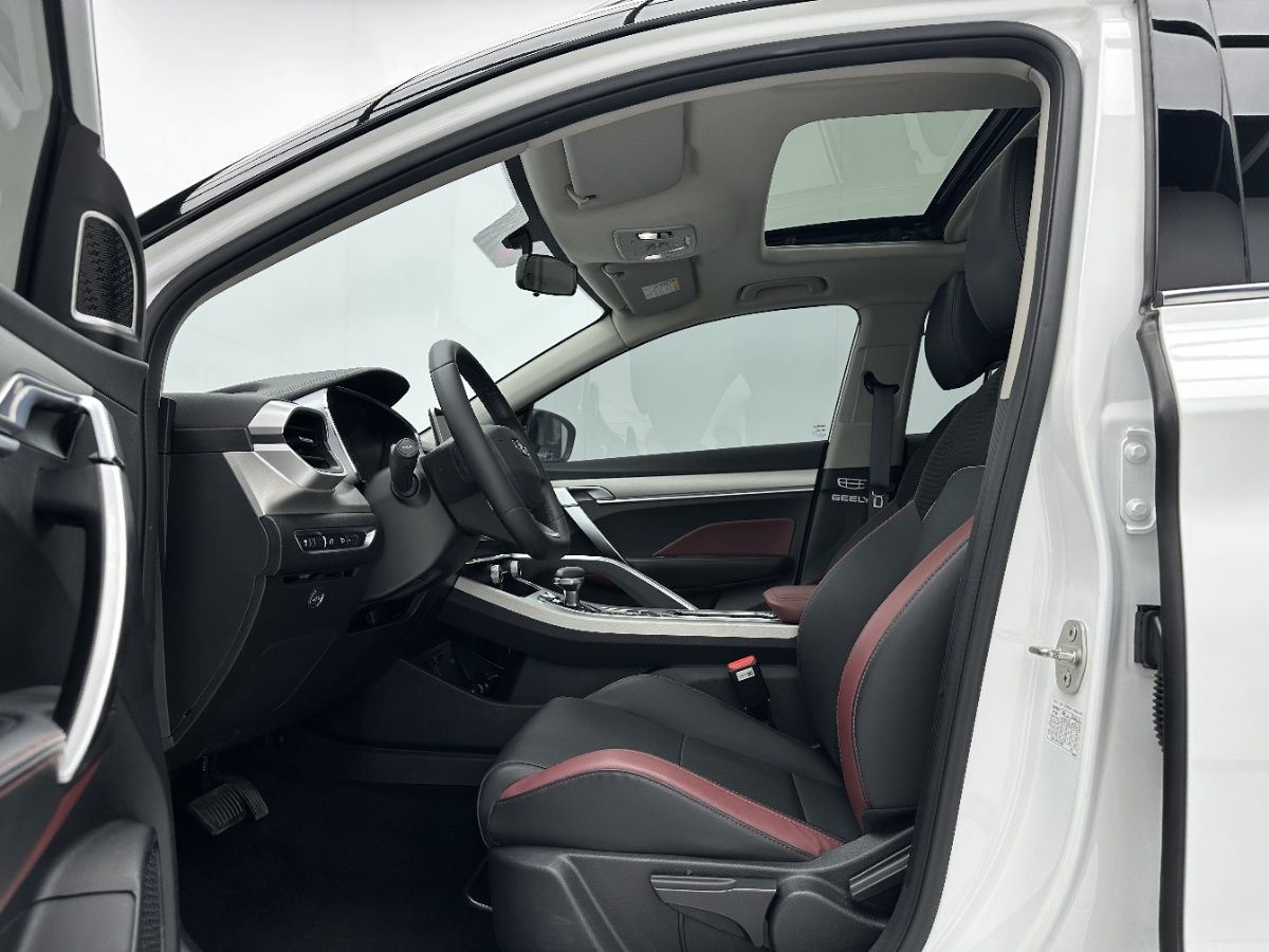GEELY Coolray 2022 car image #5