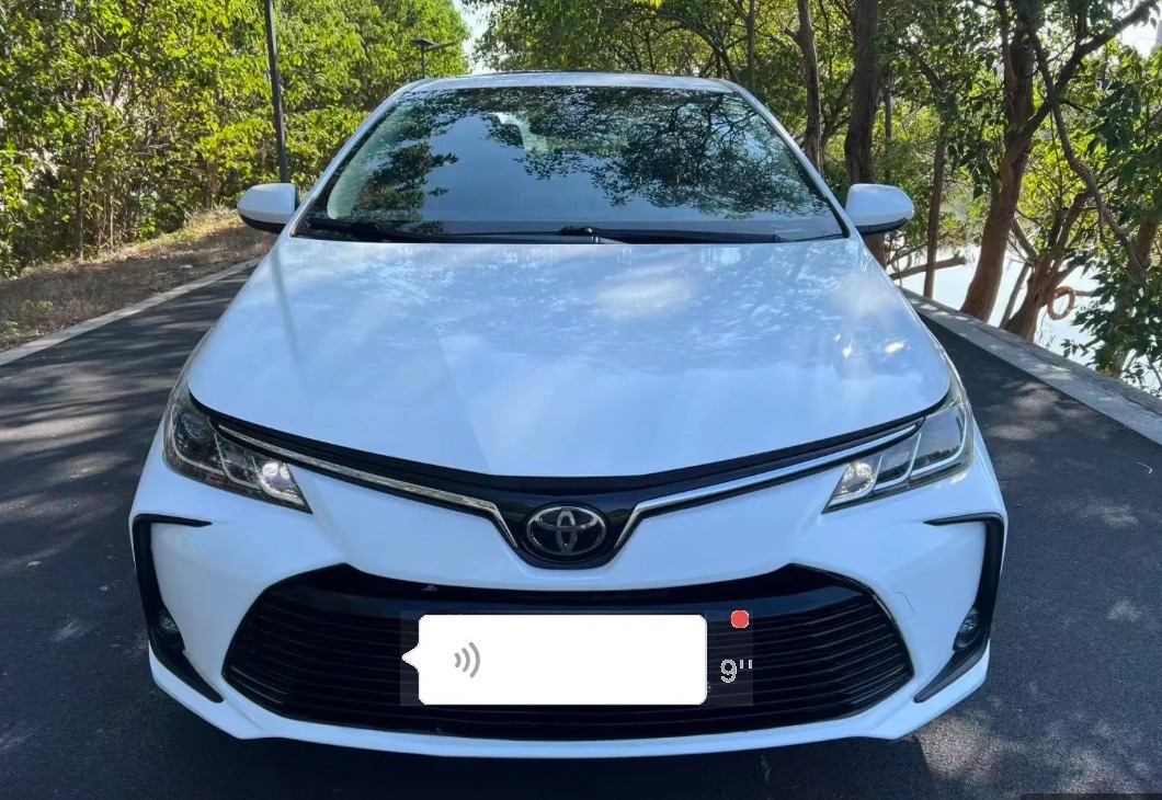 Toyota Corolla 2019 #2 Toyota Corolla 2019 car image #2