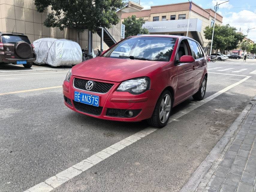 2010 2010 car image