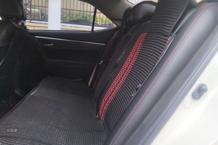 Toyota Corolla 2018 car image #19