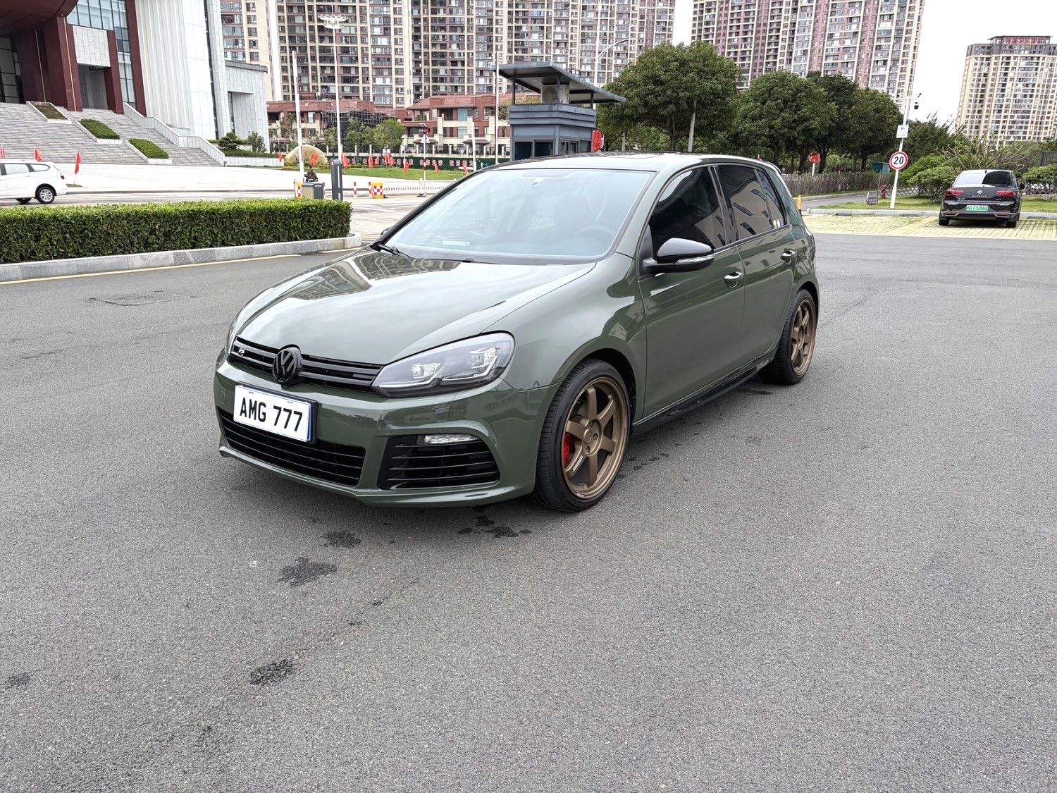Volkswagen Golf 2011 Volkswagen Golf 2011 car image