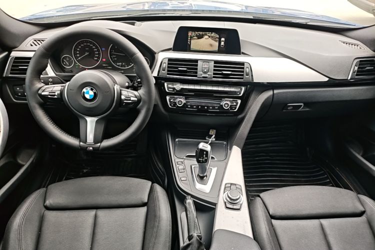 BMW 3 Series GT 2017 imagen de coche #10