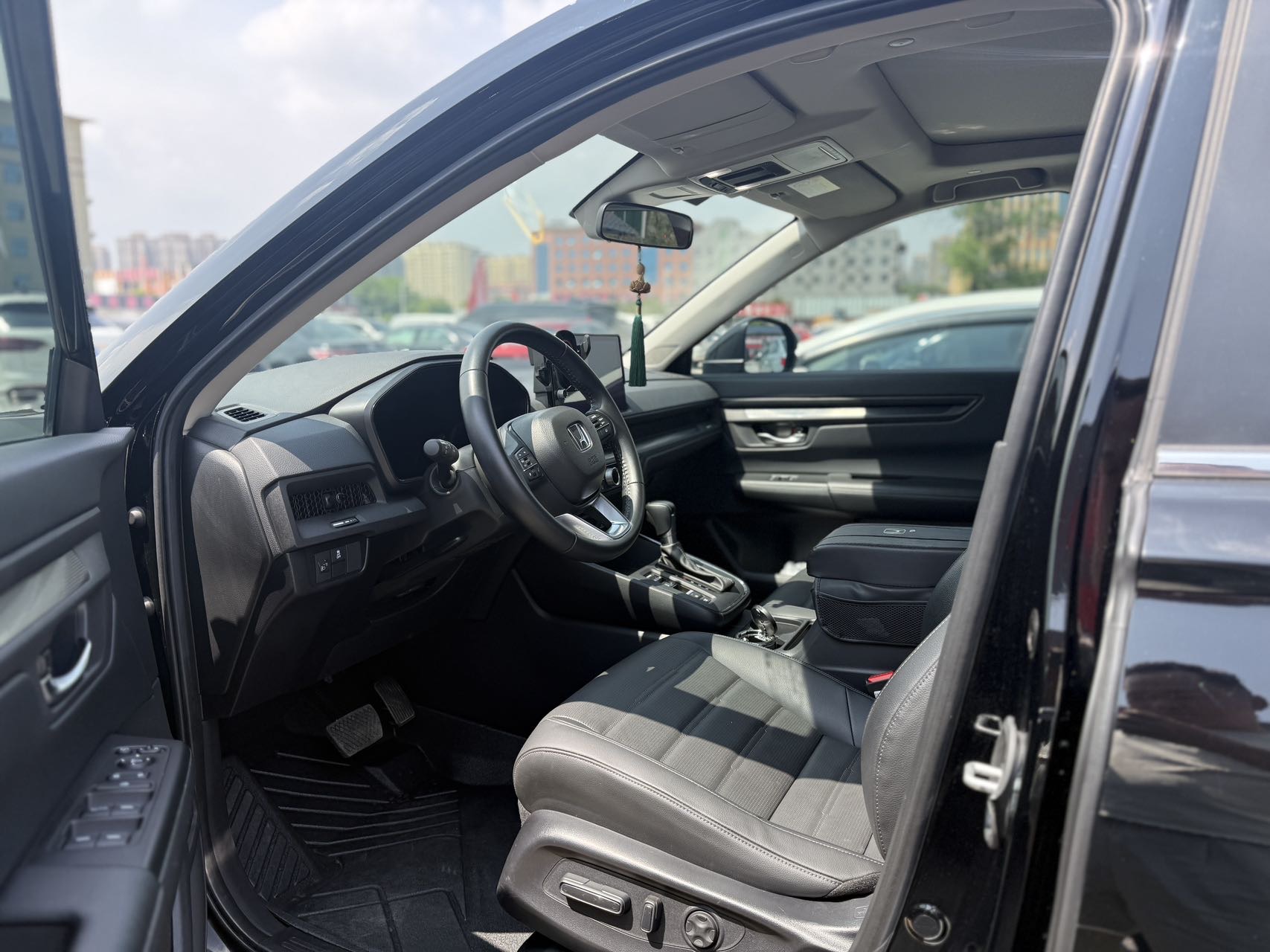 Honda CR-V 2023 صورة سيارة #3