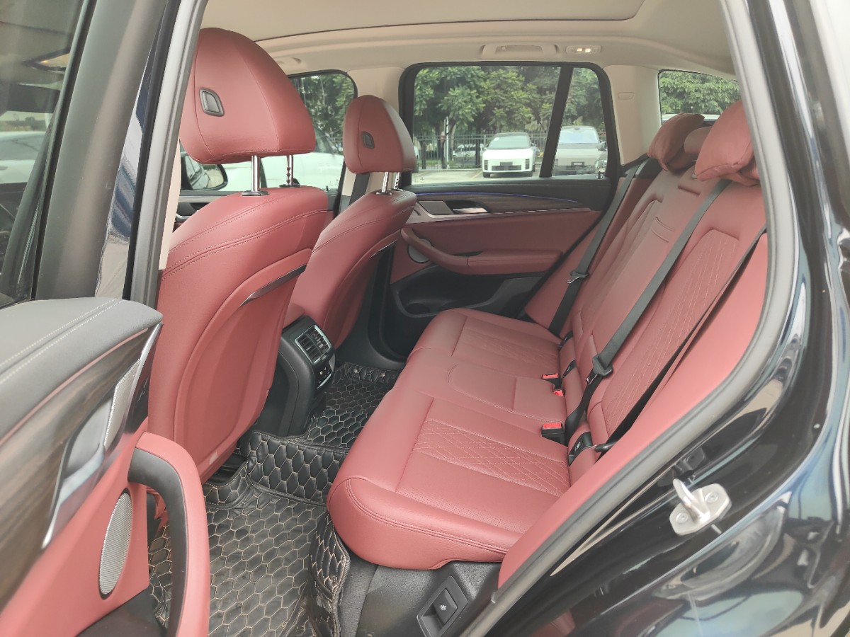 BMW X3 2022 car image #8