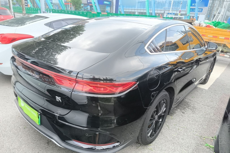 BYD Han 2024 car image #5