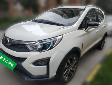 BYD Yuan 2016 BYD Yuan 2016 immagine di auto