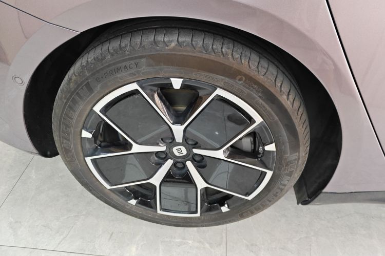 MI SU7 2024 صورة سيارة #10