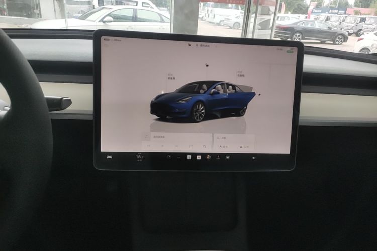 Tesla Model 3 2002 #17 Tesla Model 3 2002 car image #17