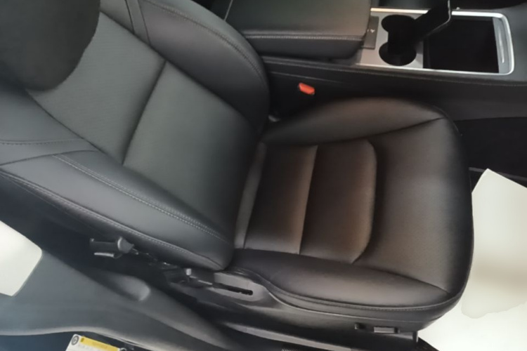 Tesla Model Y 2023 #24 Tesla Model Y 2023 car image #24