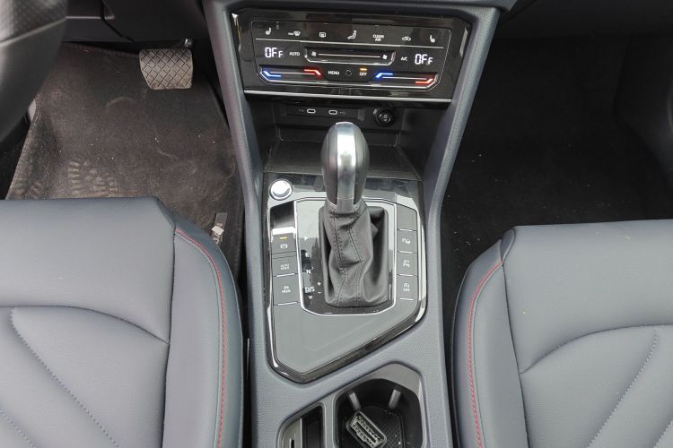 Volkswagen Tharu 2023 imagem de carro #18