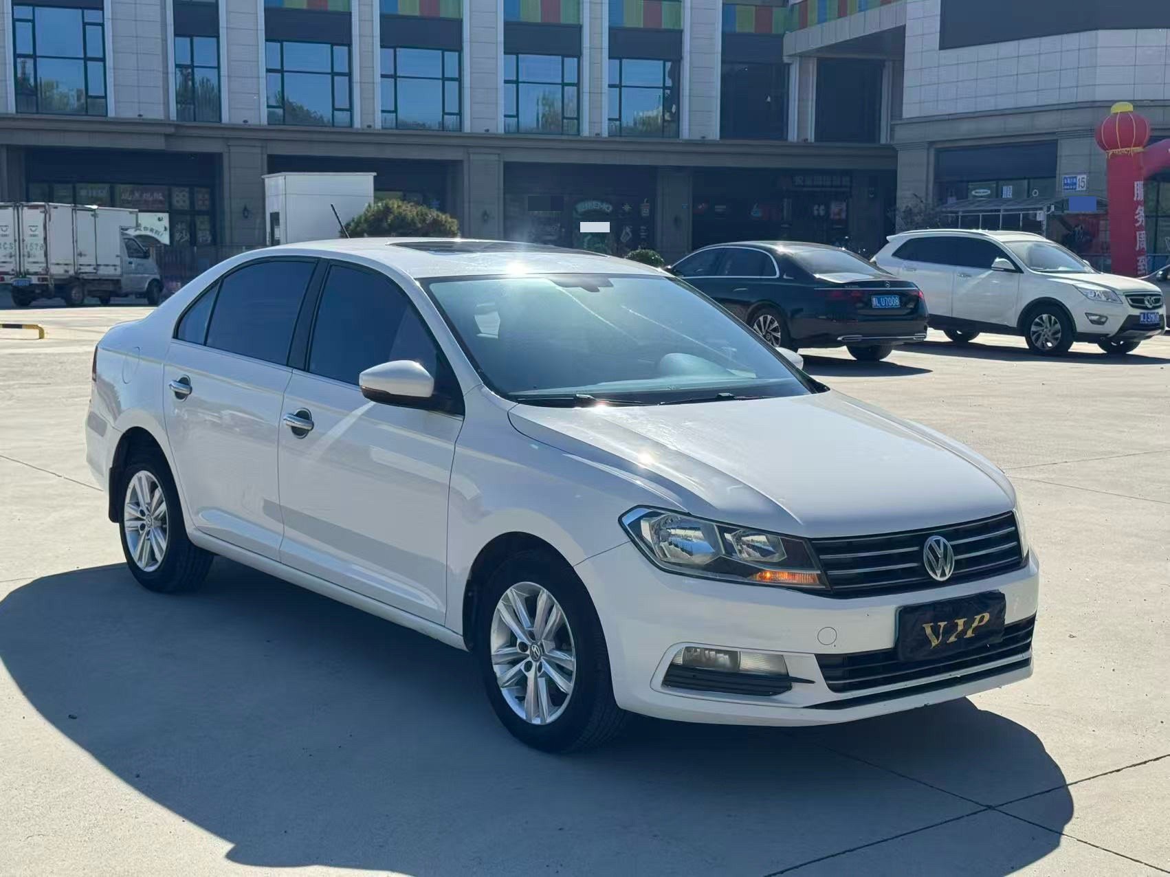 Volkswagen Santana 2017 imagen de coche #3