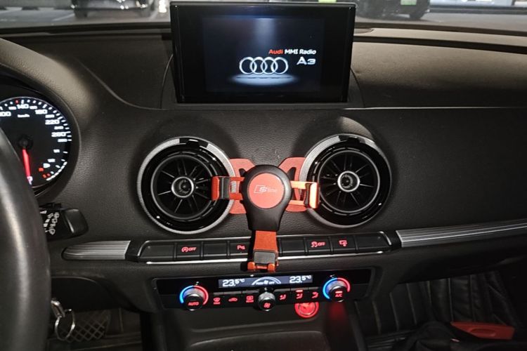 Audi A3 2017 car image #15