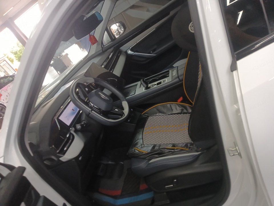 GEELY Boyue L 2024 #2 GEELY Boyue L 2024 car image #2
