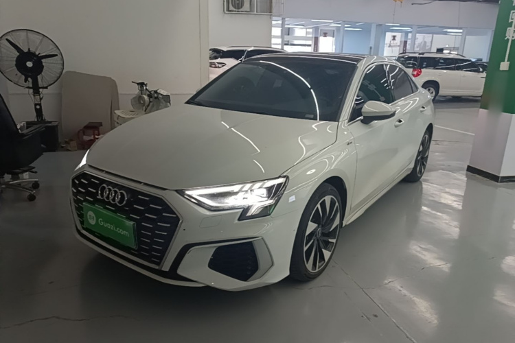 Audi A3 2024 car image #2