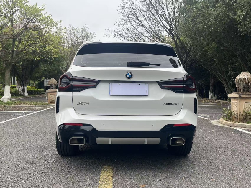 BMW X3 2023 صورة سيارة #8
