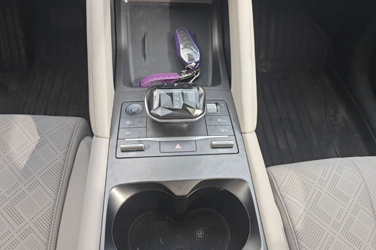 BYD YuanUP 2024 #14 BYD YuanUP 2024 immagine di auto #14