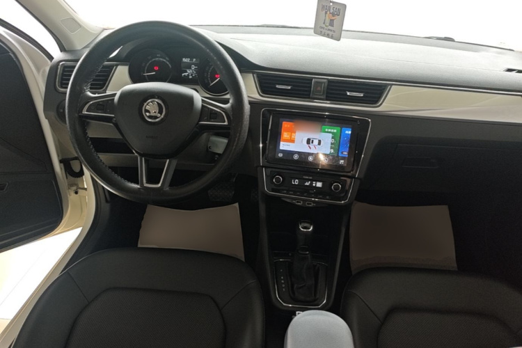 Skoda Rapid 2020 #10 Skoda Rapid 2020 image de voiture #10