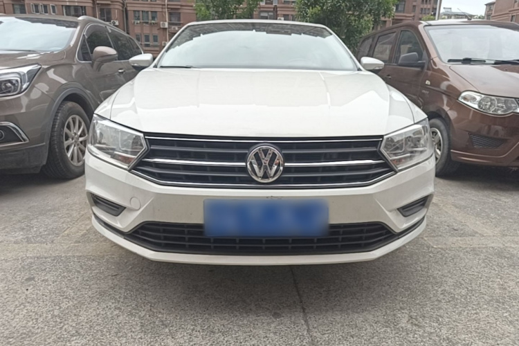 Volkswagen Bora 2023 car image #3