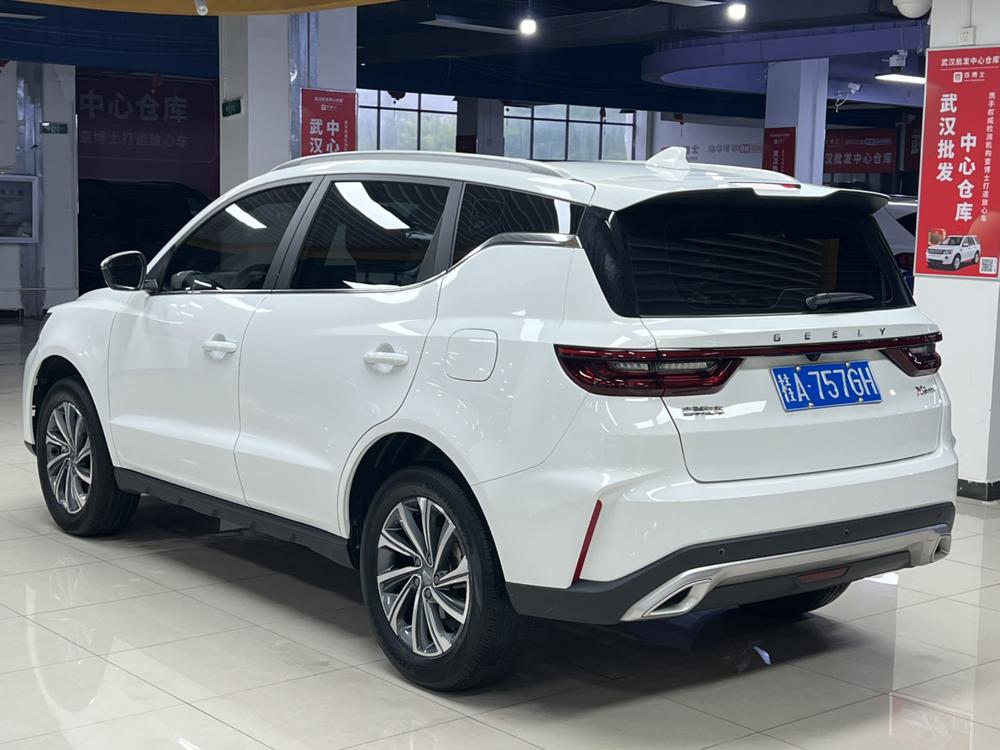 GEELY Vision X6 2022 car image #4