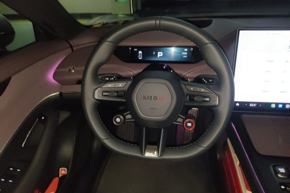 MI SU7 2024 immagine di auto #22