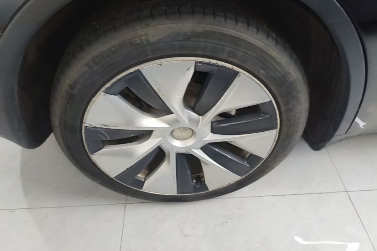 Tesla Model Y 2021 #10 Tesla Model Y 2021 immagine di auto #10