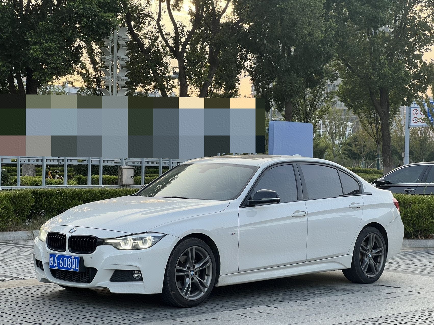 BMW 3 Series 2018 BMW 3 Series 2018 car image