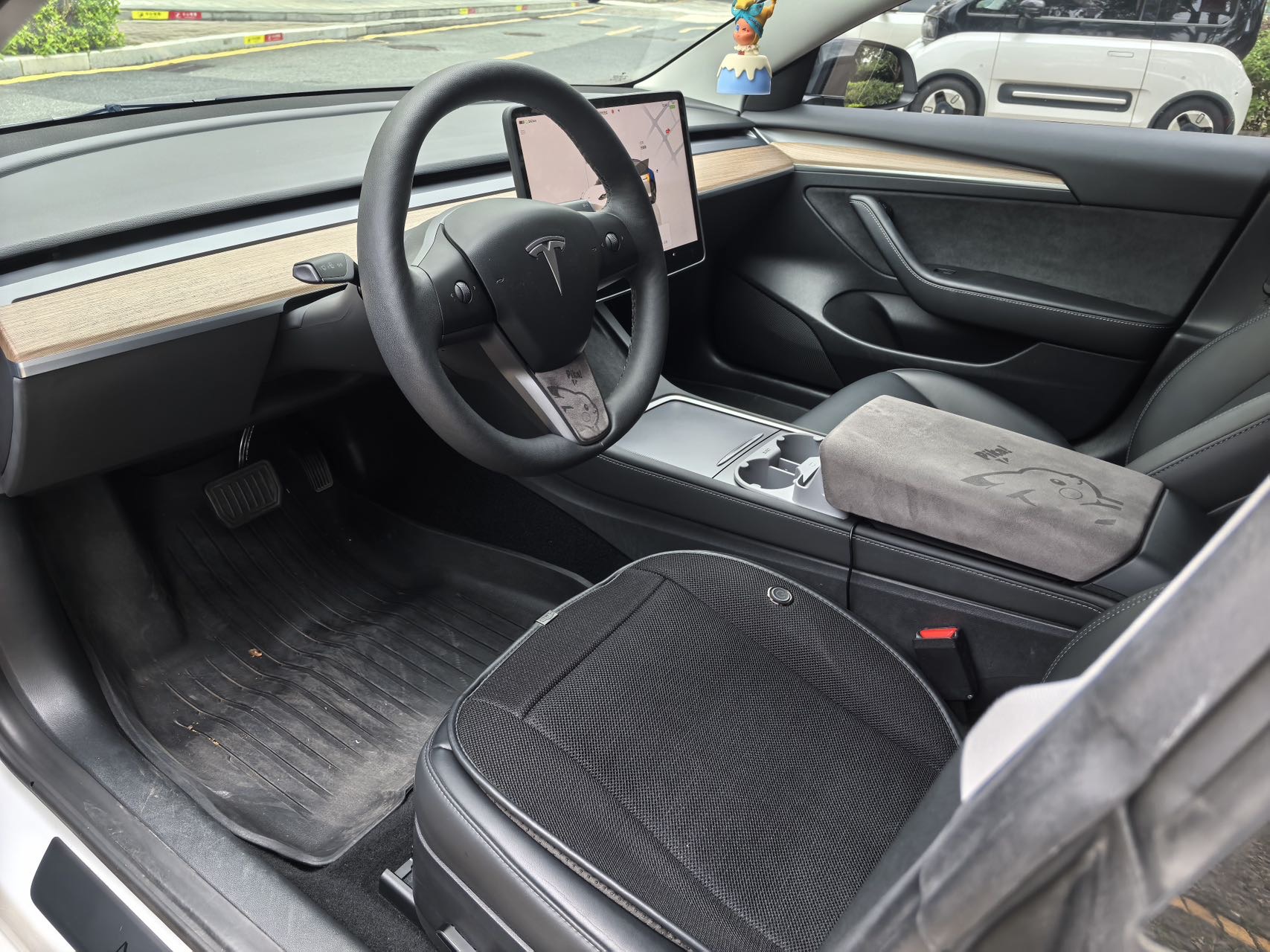 Tesla Model 3 2023 #8 Tesla Model 3 2023 car image #8