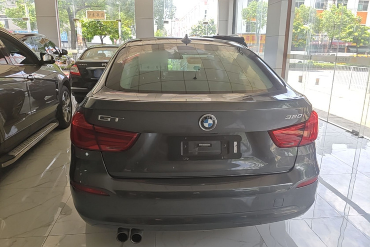 BMW 3 Series GT 2019 #4 BMW 3 Series GT 2019 car image #4