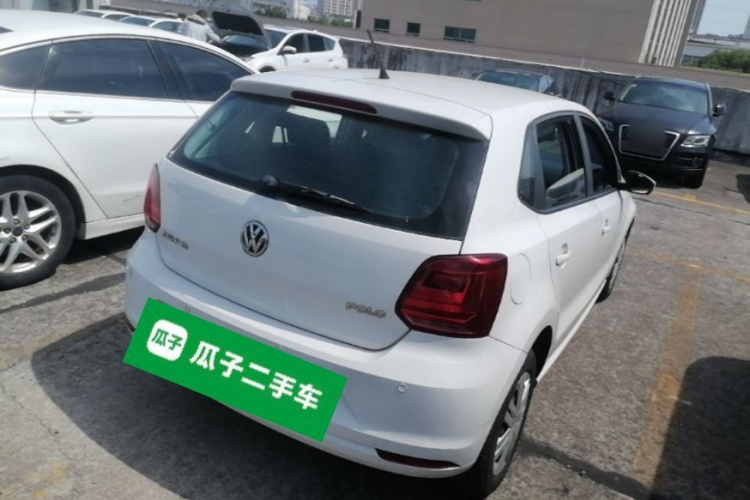 Volkswagen Polo 2017 car image #7