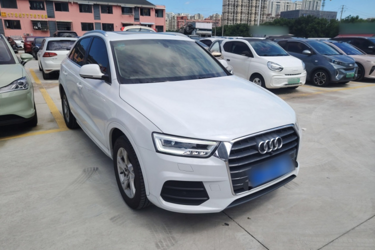 Audi Q3 2018 #4 Audi Q3 2018 car image #4