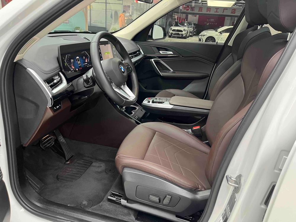 BMW X1 2024 car image #23