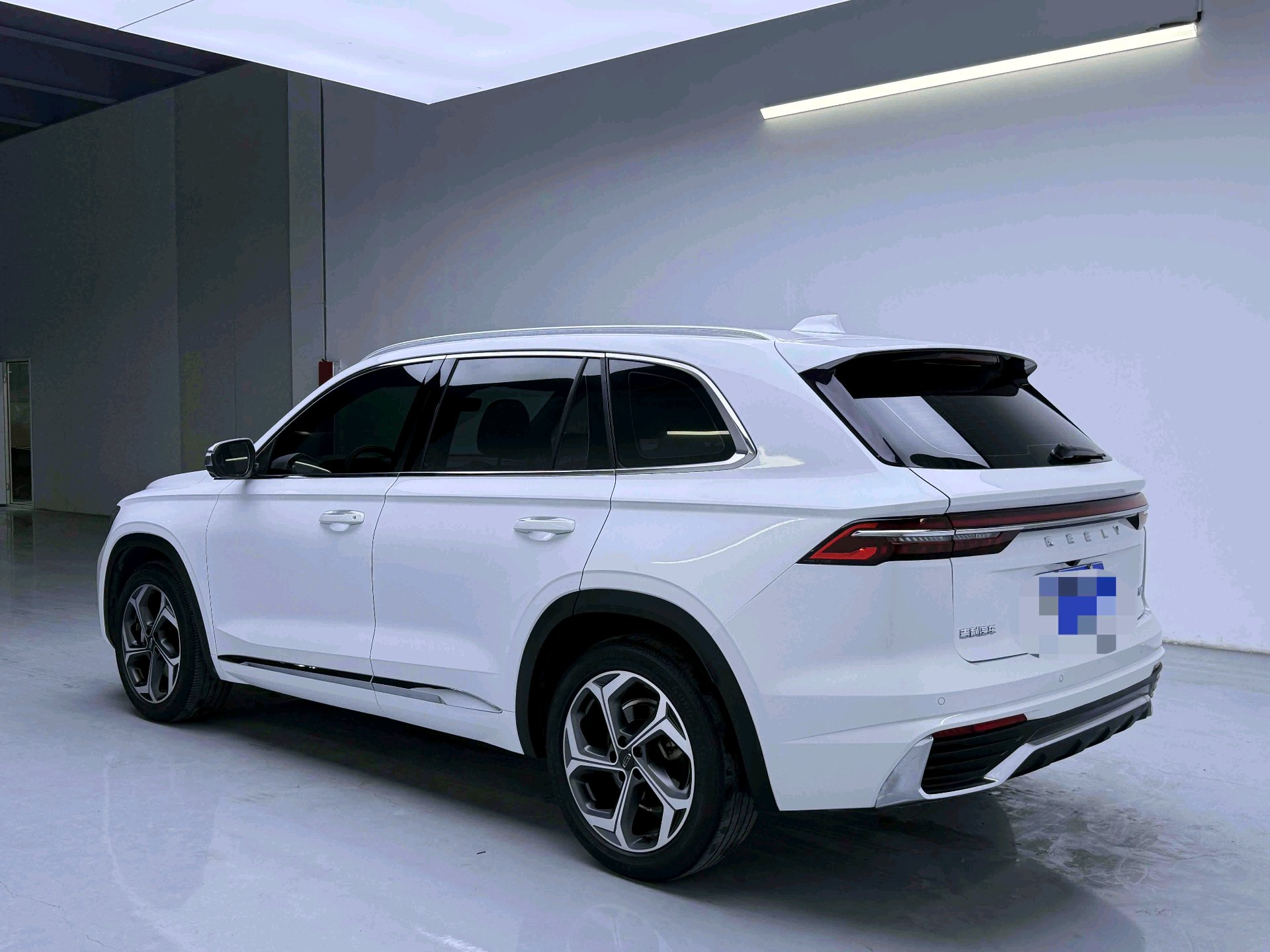 GEELY Boyue L 2022 car image #4