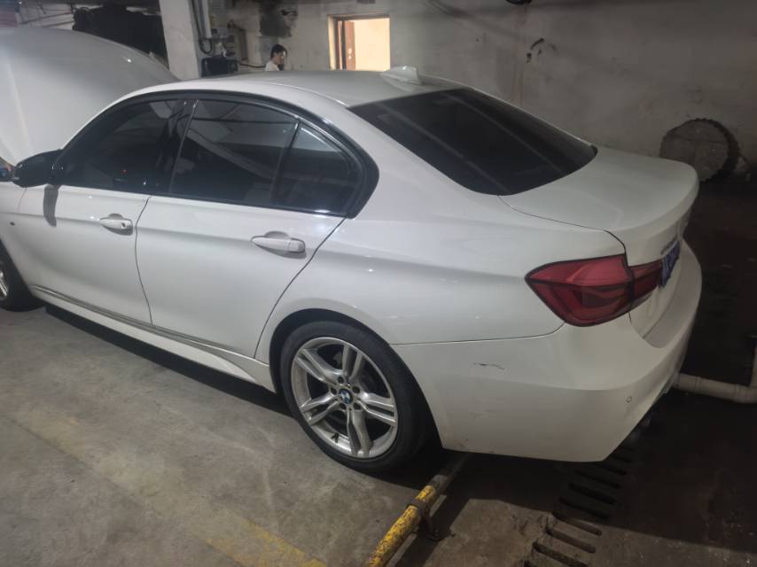 BMW 3 Series 2017 #2 BMW 3 Series 2017 car image #2