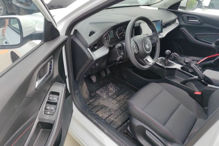 MG 5 2026 image de voiture #12