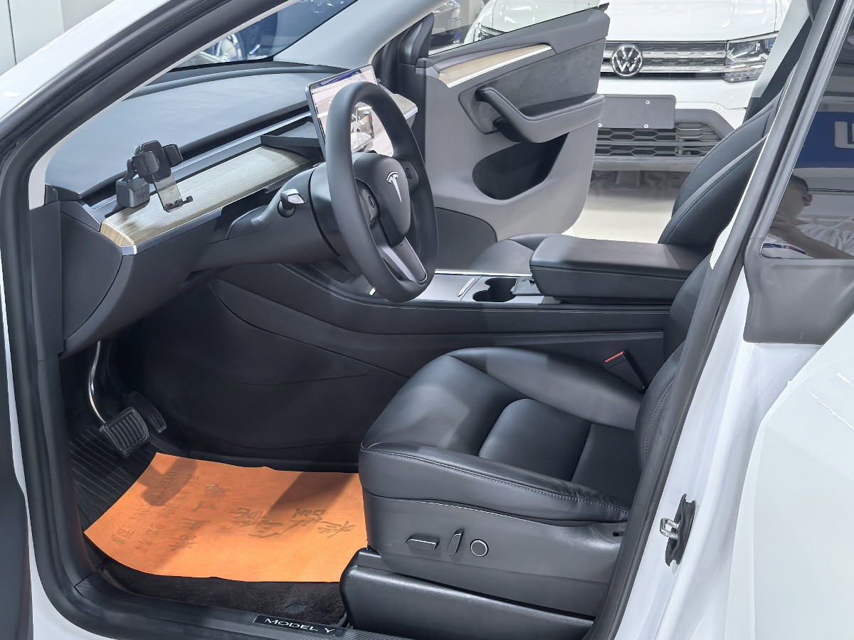 Tesla Model Y 2022 #9 Tesla Model Y 2022 car image #9