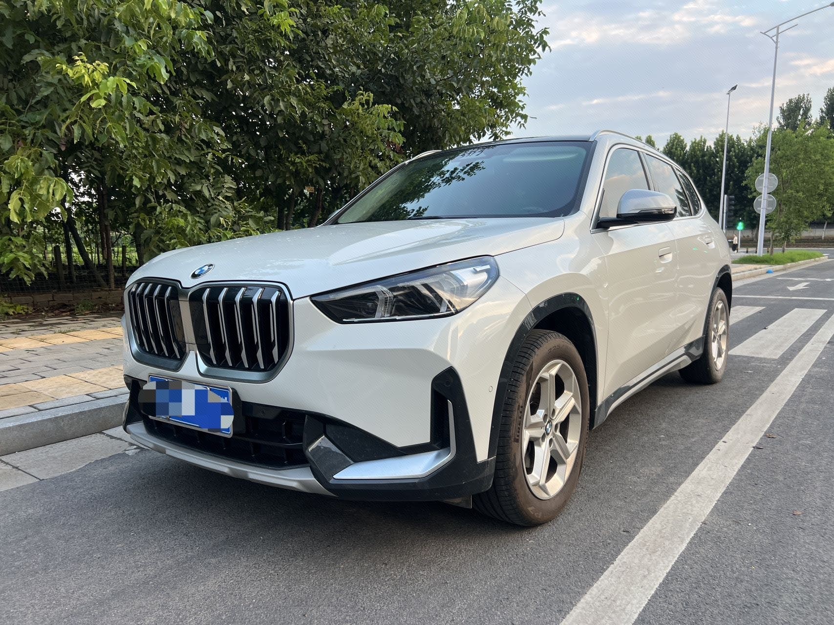 BMW X1 2023 car image 