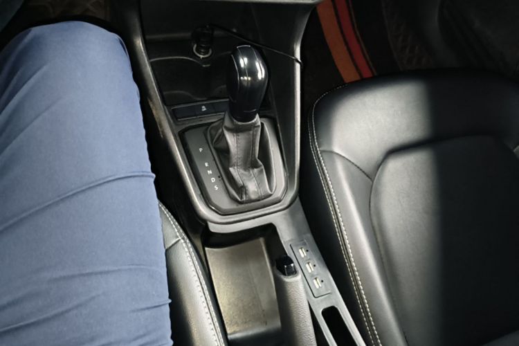 Volkswagen Santana 2021 car image #14