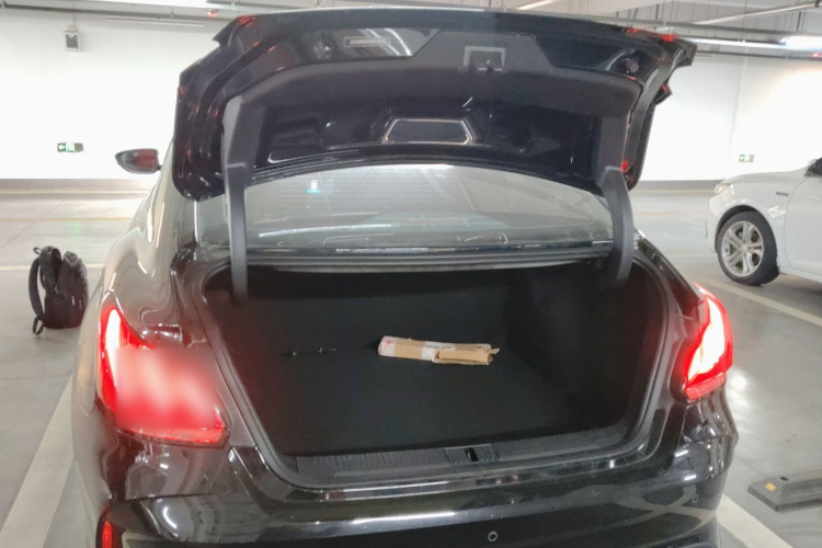 MG 5 2022 imagen de coche #21