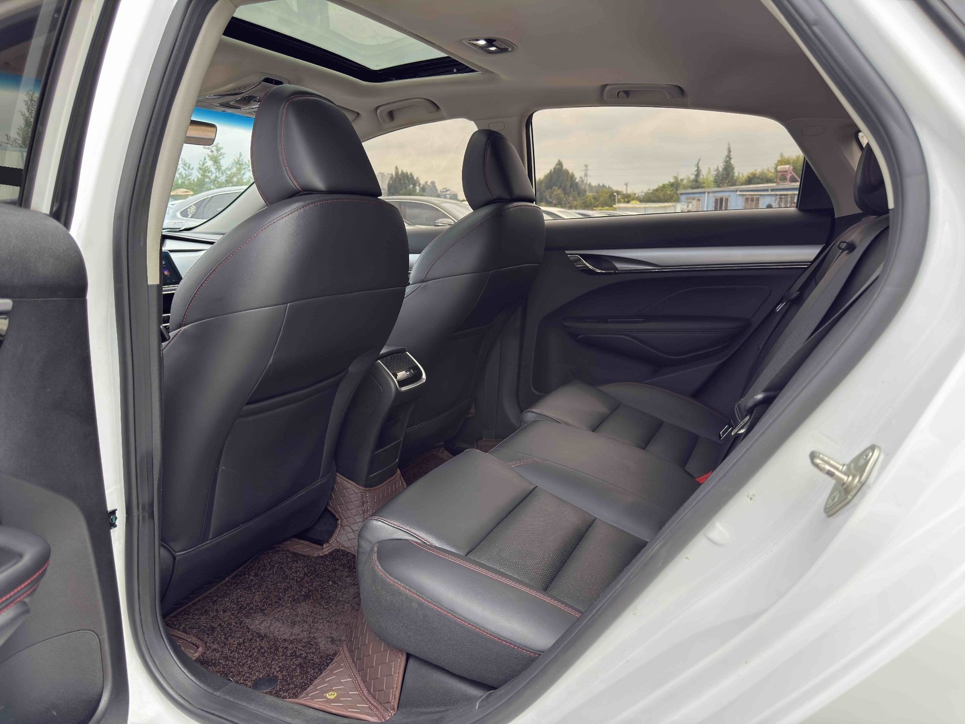 GEELY Binray 2020 #6 GEELY Binray 2020 immagine di auto #6