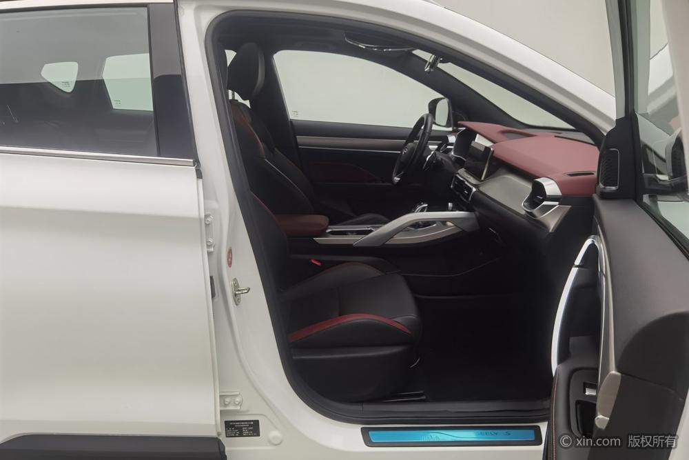 GEELY Coolray 2020 #19 GEELY Coolray 2020 car image #19