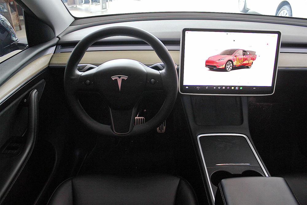 Tesla Model Y 2023 #10 Tesla Model Y 2023 immagine di auto #10