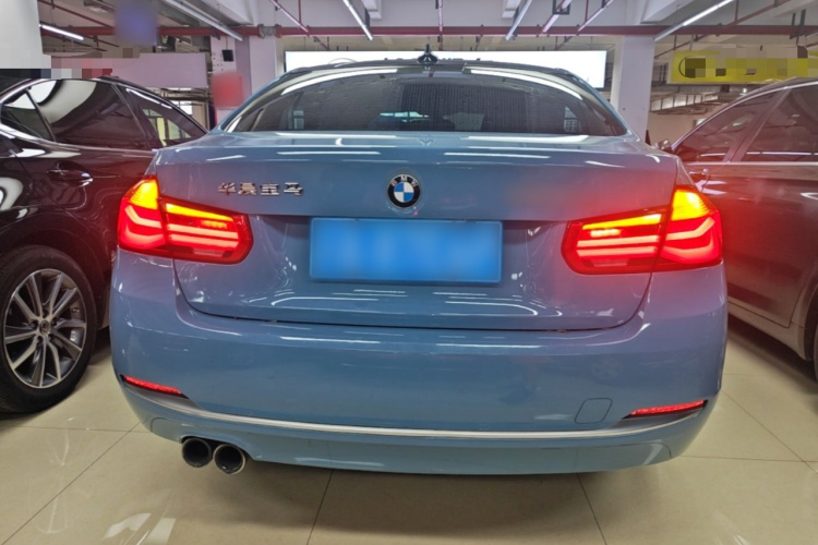 BMW 3 Series 2017 #6 BMW 3 Series 2017 car image #6