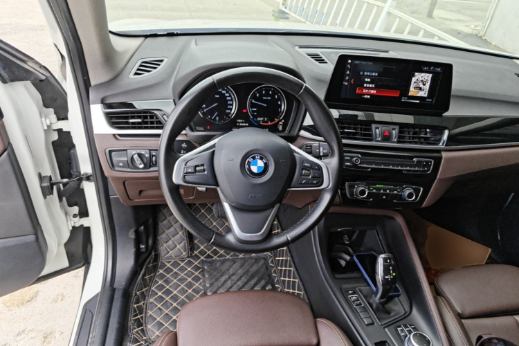 BMW X1 2021 immagine di auto #11