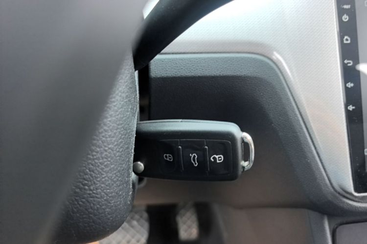 Volkswagen Lavida 2021 car image #9