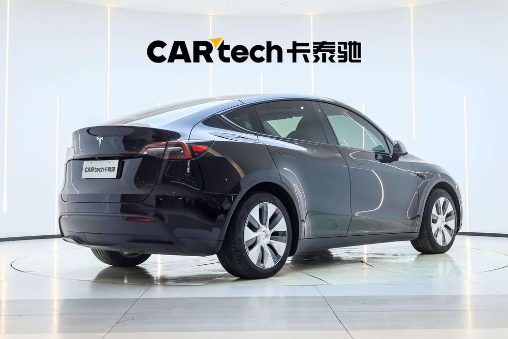 Tesla Model Y 2023 #7 Tesla Model Y 2023 car image #7